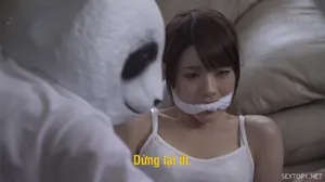 Em hàng xóm say xỉn vào nhầm nhà ông chú ế vợ